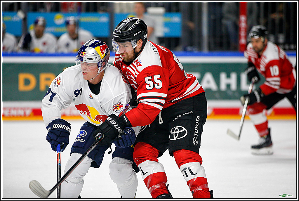 PENNY DEL; Koelner Haie- Red BUll Muenchen; Koeln, 08.11.2022